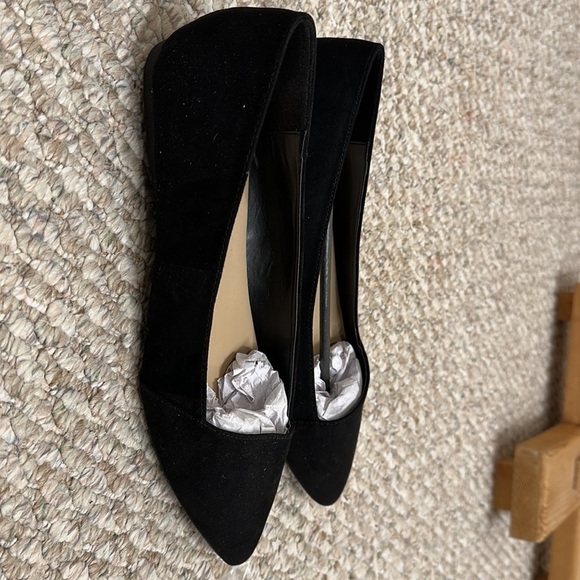 Ataiwee black velvet flats size 10 NWOT - Picture 4 of 8